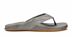 OluKai Pikoi In Charcoal Sandals